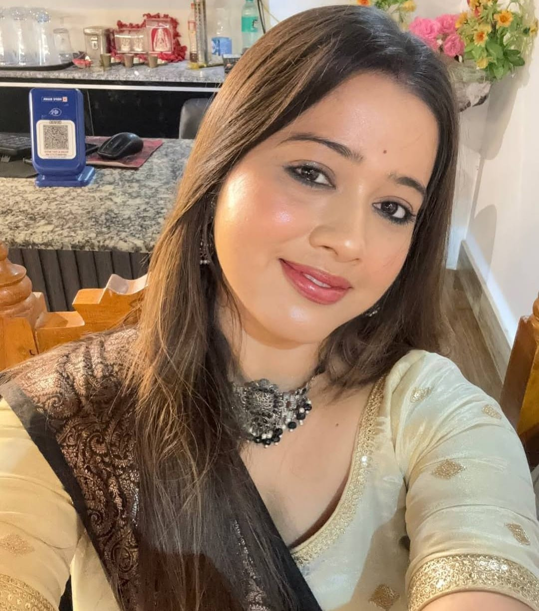 বাবুঘাট নৌকায় রুবিয়ার গুদ ফাটানো